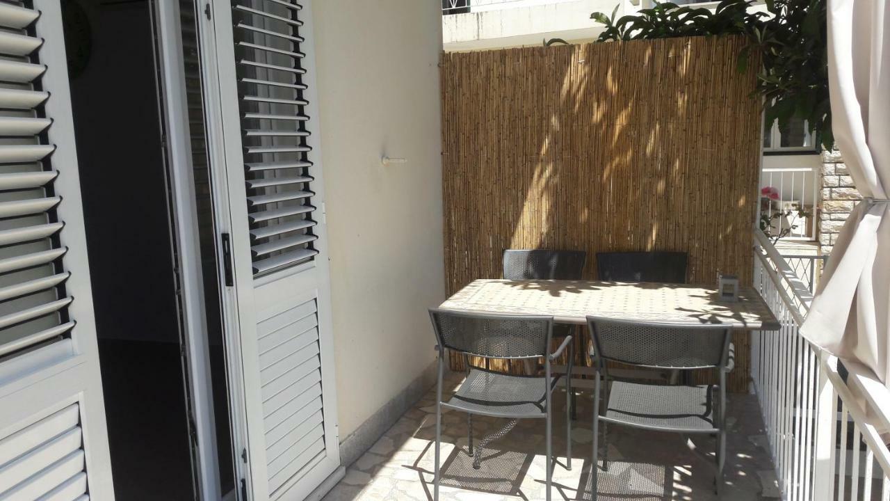 Apartment Tea Примоштен Екстер'єр фото