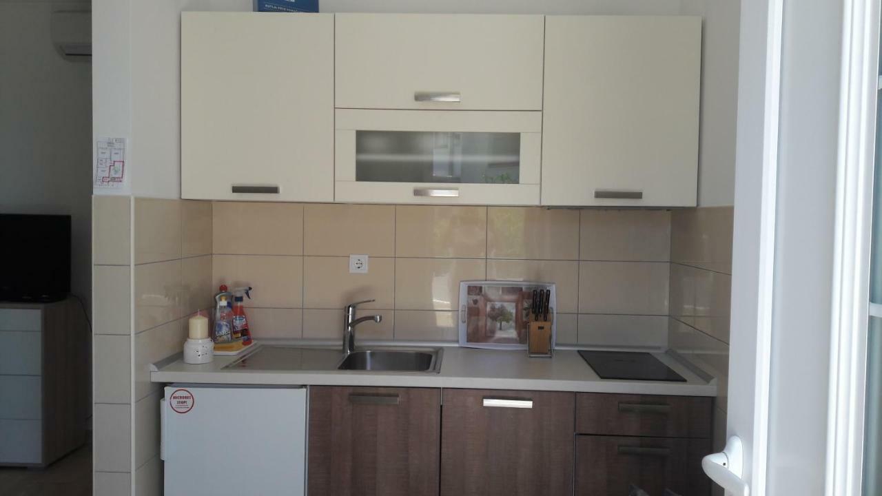 Apartment Tea Примоштен Екстер'єр фото