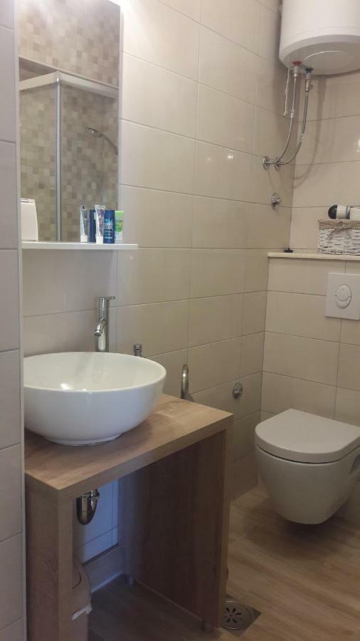 Apartment Tea Примоштен Екстер'єр фото